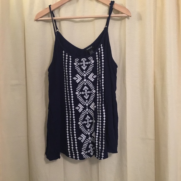Summery tribal tank - Picture 1 of 1